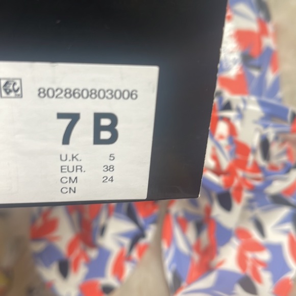 Ralph Lauren throng sandals - Picture 8 of 8